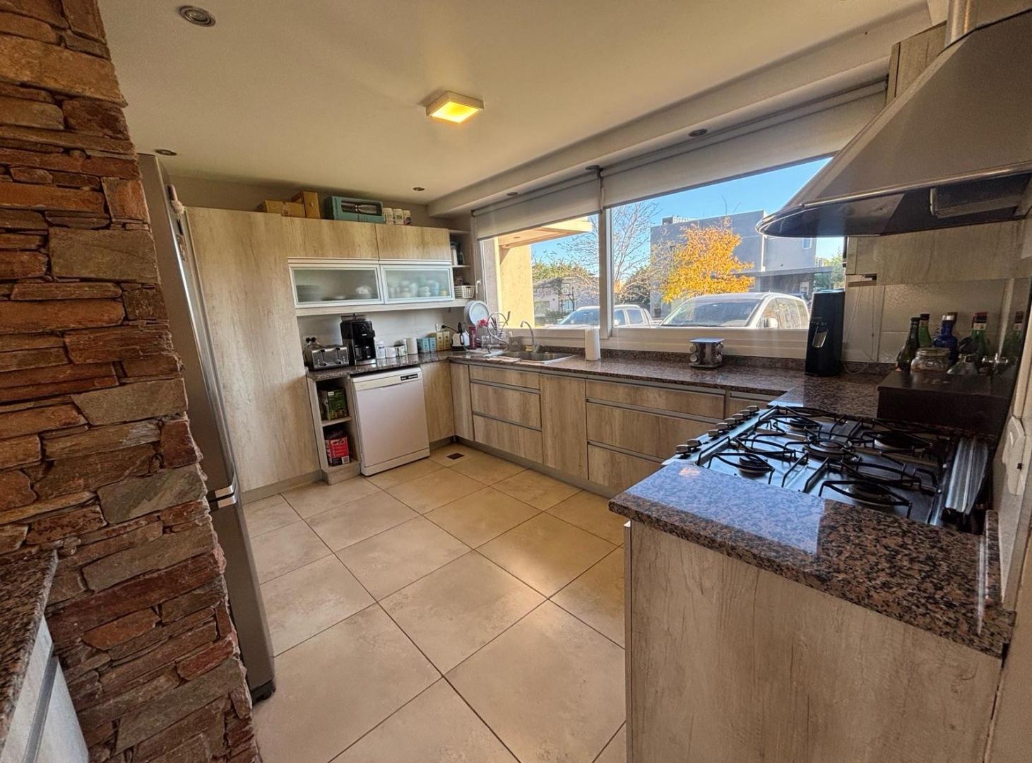 Foto de Venta | Casa con vista al lago en Arenas del Sur, imagen 4