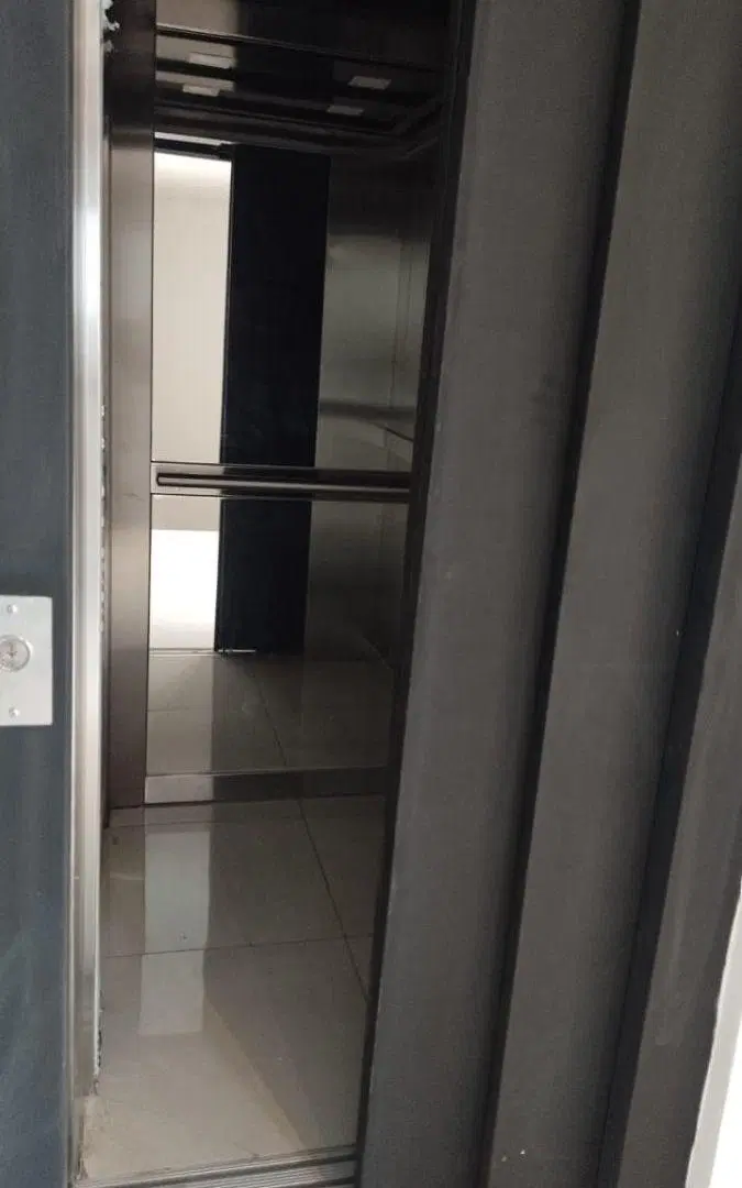 Oficina comercial en alquiler, Moreno Centro !!! 1