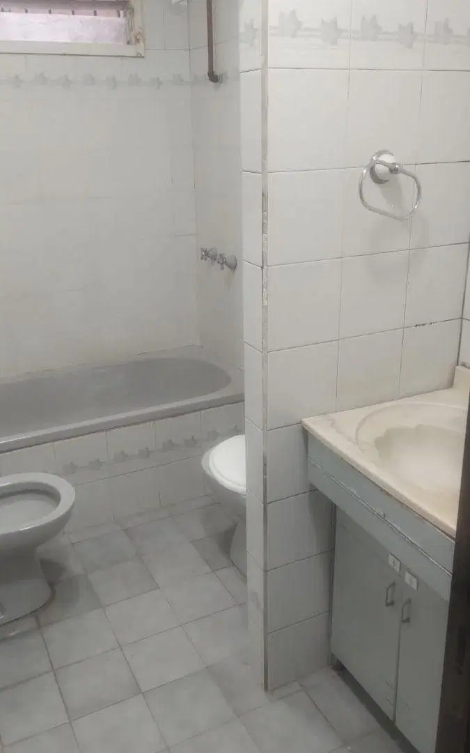 Casa en alquiler con 3 dormitorios en Moreno 2