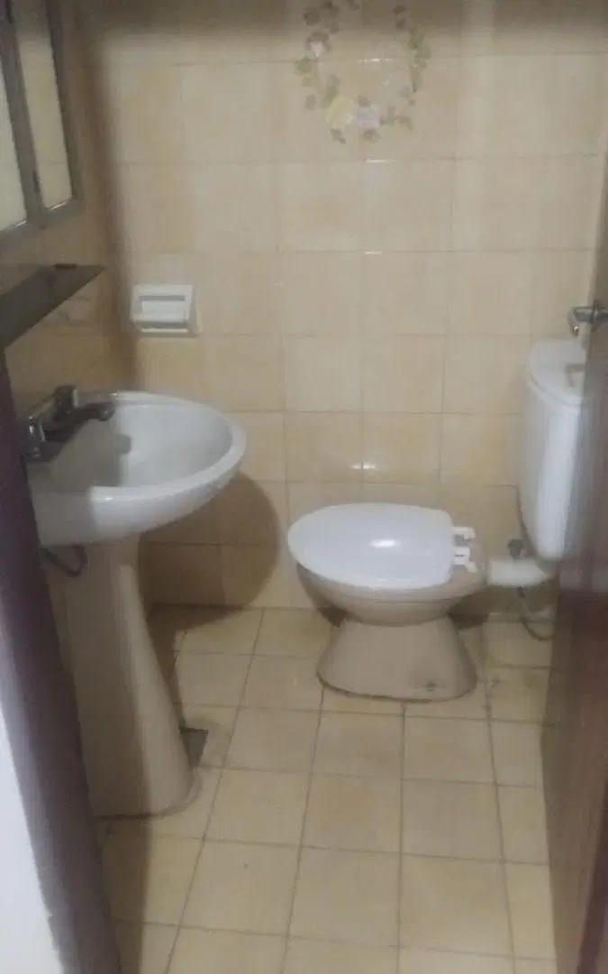 Casa en alquiler con 3 dormitorios en Moreno 4