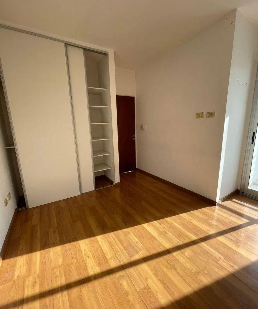 Casa En Alquiler 2 Dormotorios ...moreno Centro !!!! Oportunidad ... 1