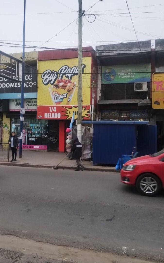 Foto de Local comercial de 110 m2 en alquiler en Moreno Centro!!!!, imagen 3