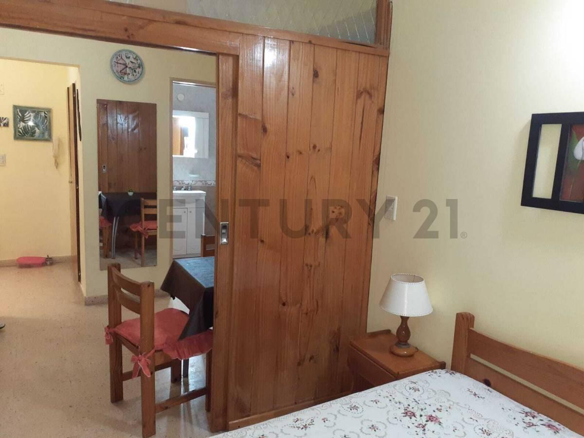 San Juan Entre Oro y Andrade Monoambiente (Dividido) en Venta 2