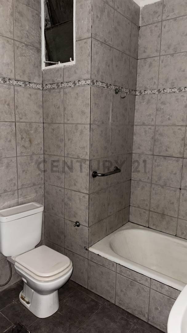 55 Esquina 6. Departamento en Venta 3 Dorm., La Plata 2