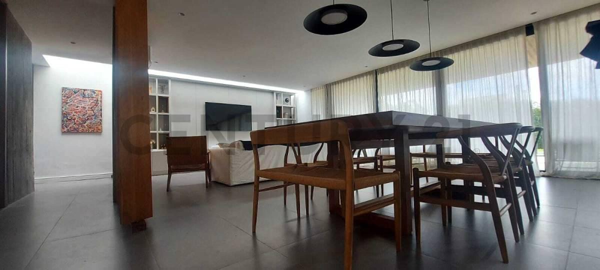 457 Entre 11 y 13 Quimilar. Casa de 2 Dorm. en Venta 5