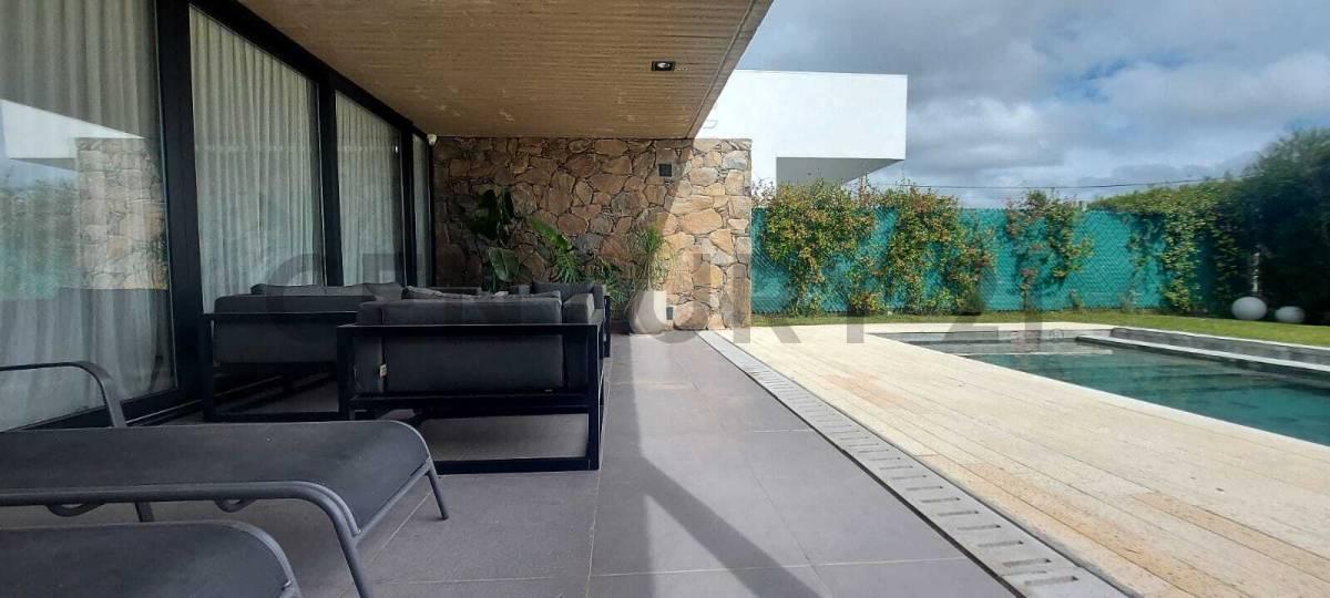 457 Entre 11 y 13 Quimilar. Casa de 2 Dorm. en Venta 4