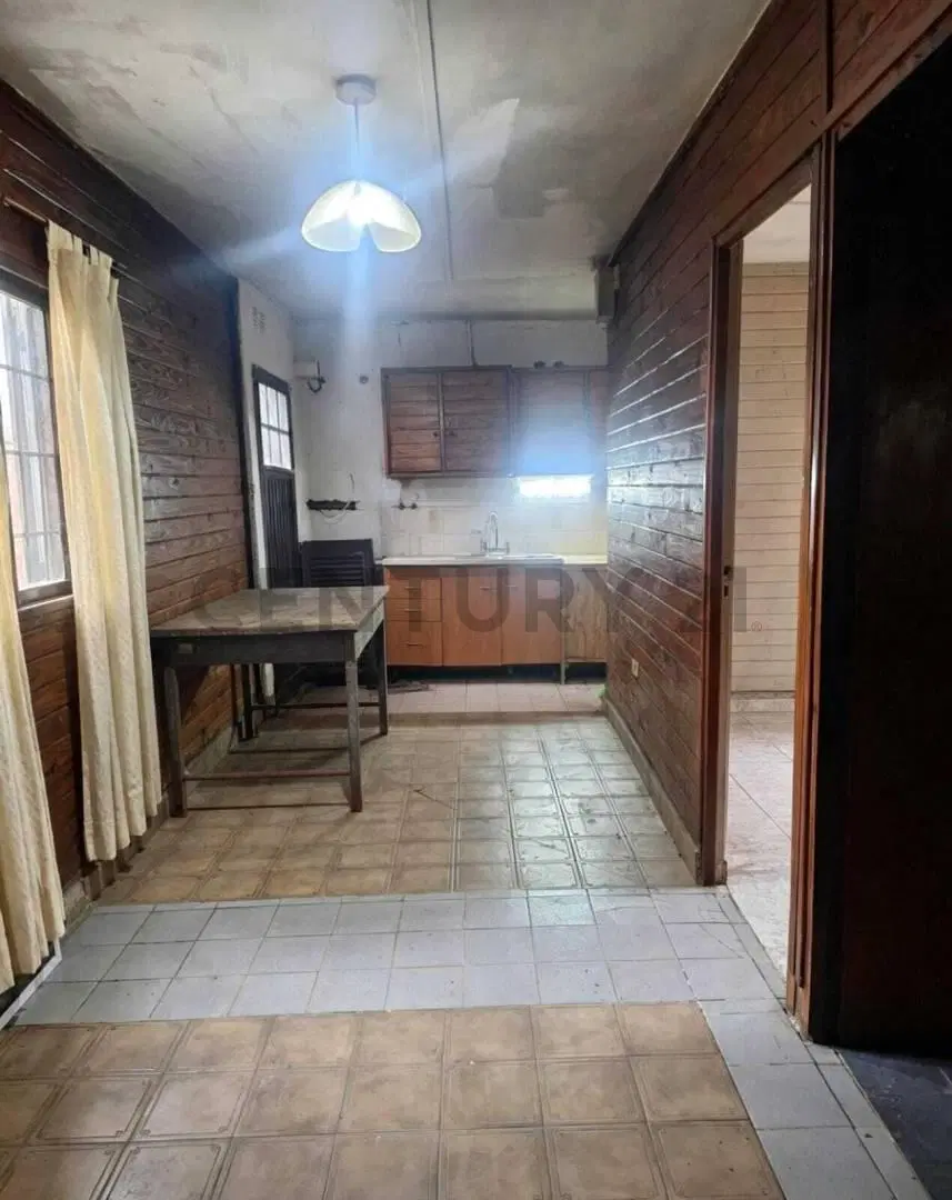 36 esq. 136, San Carlos. Casa en venta 4