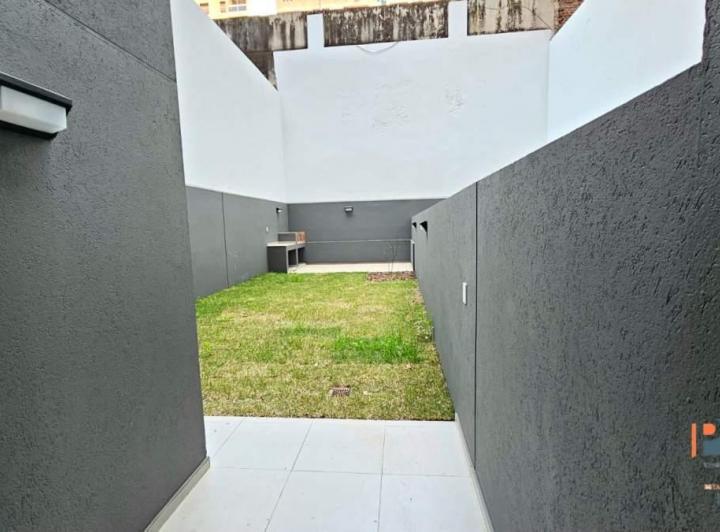 1 DORMITORIO CON PATIO CON ASADOR 4