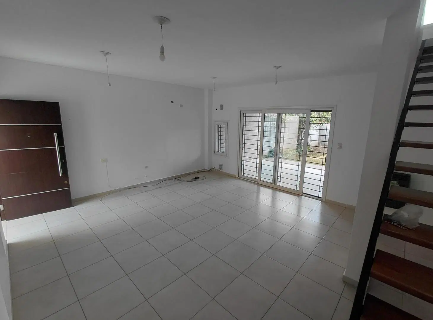 Duplex 3 dormitorios en Alquiler en barrio Nuevo Poeta Lugones 3