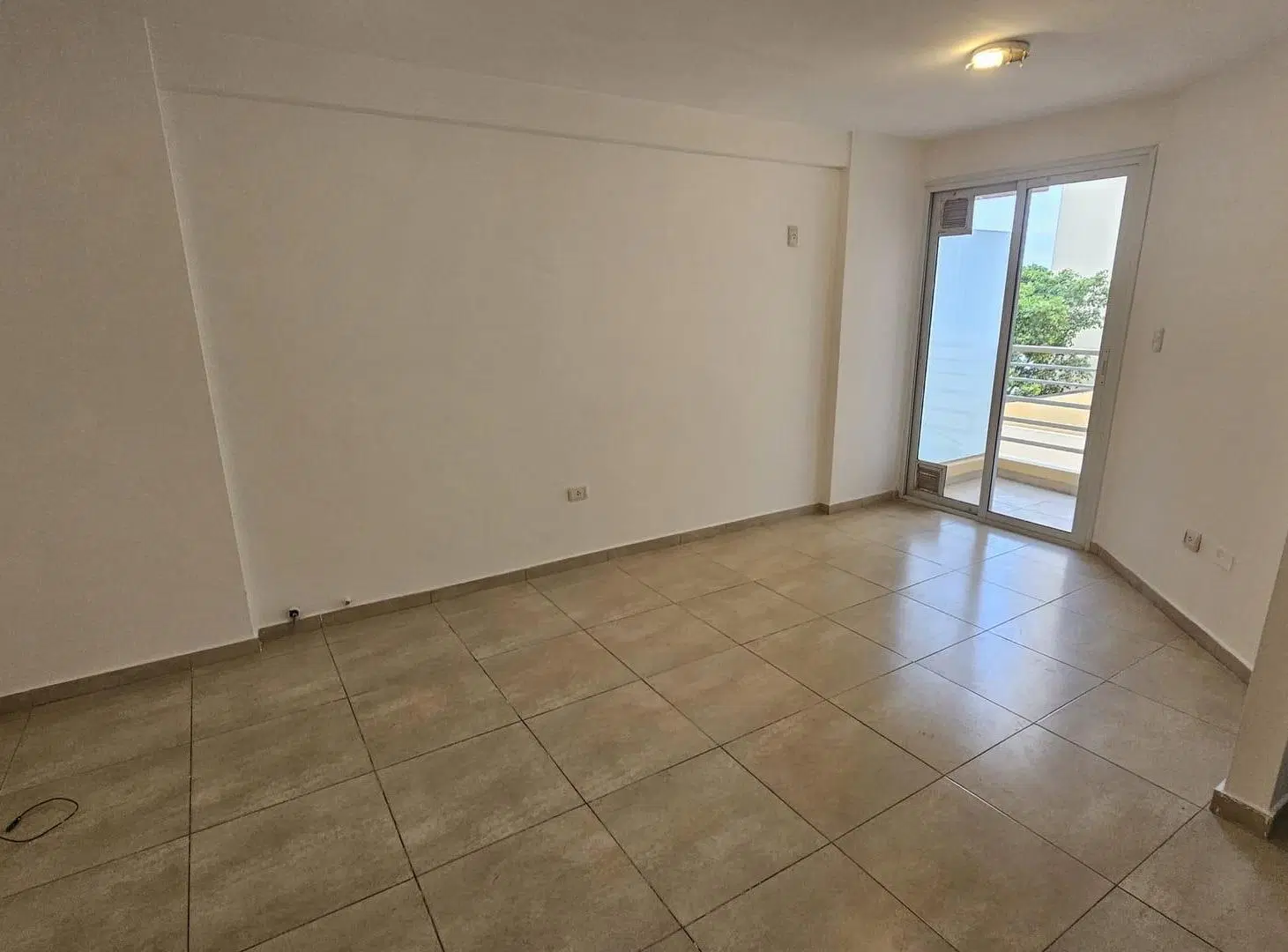 DEPARTAMENTO EN ALQUILER A METROS PLAZA RIVADAVIA 2
