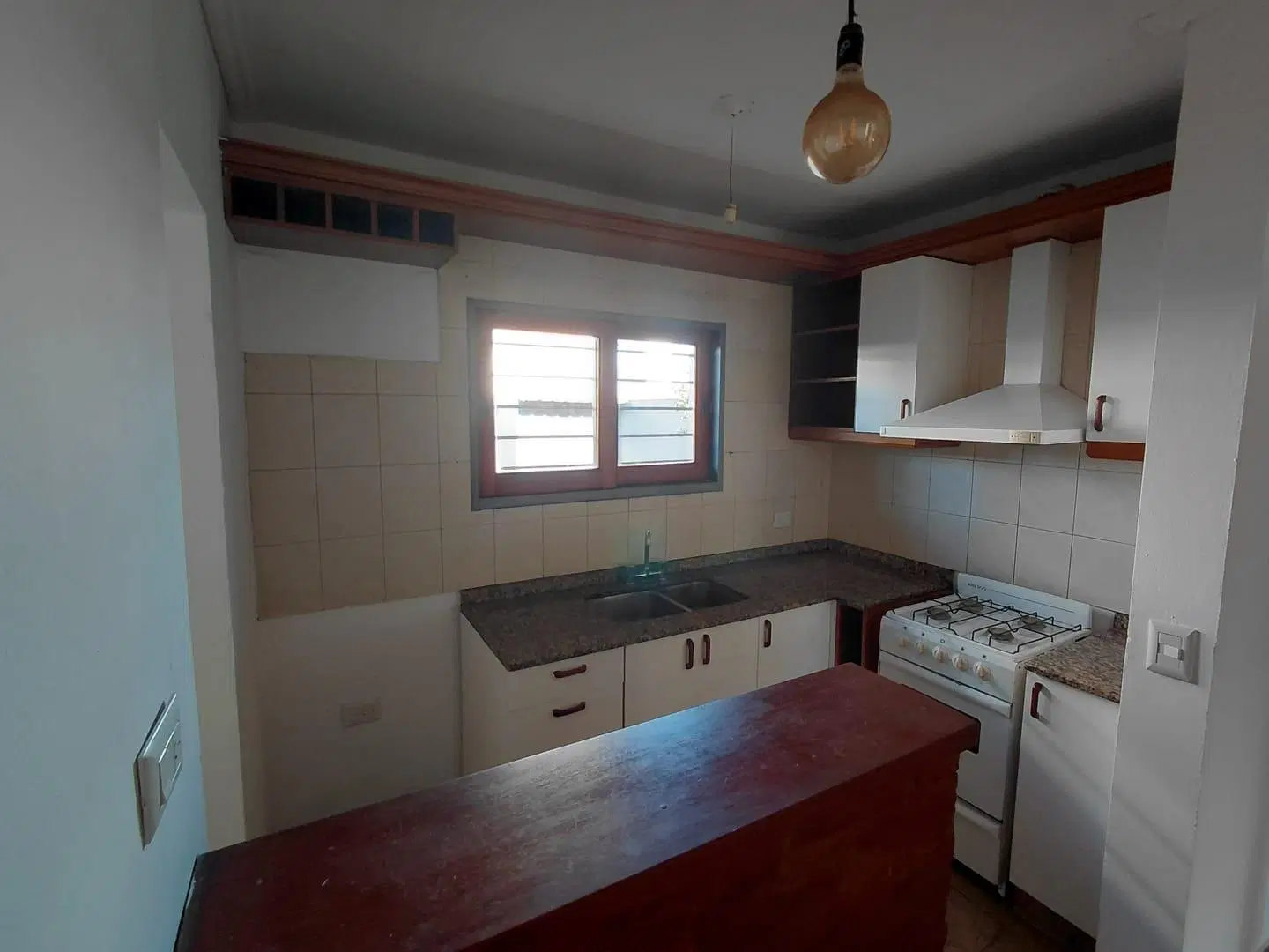 CASA 3 DORMITORIOS EN NUEVO POETA LUGONES 2