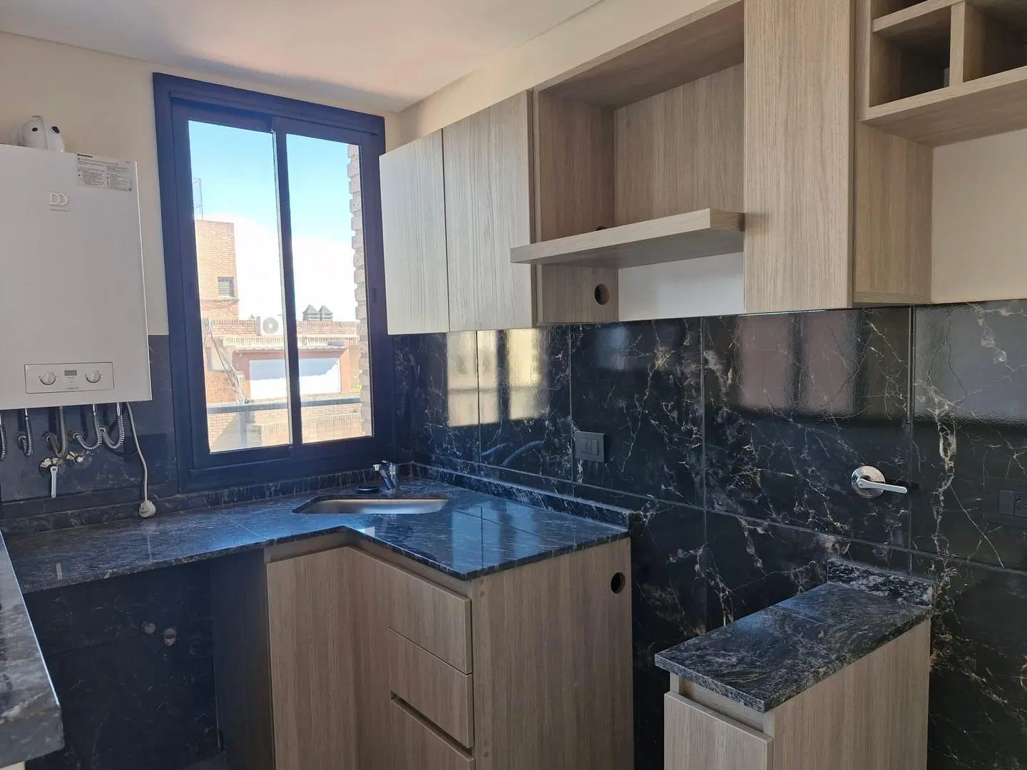 Ituzaingó 400 Dúplex 1 dormitorio 2 baños terraza con asador frente 8
