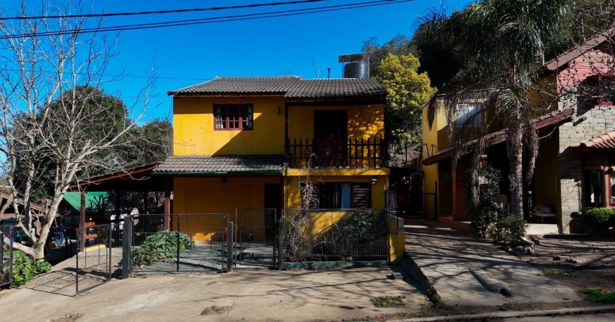 Casa Venta Santa Rosa De Calamuchita Barrio El Balcón Con 4 Departamentos