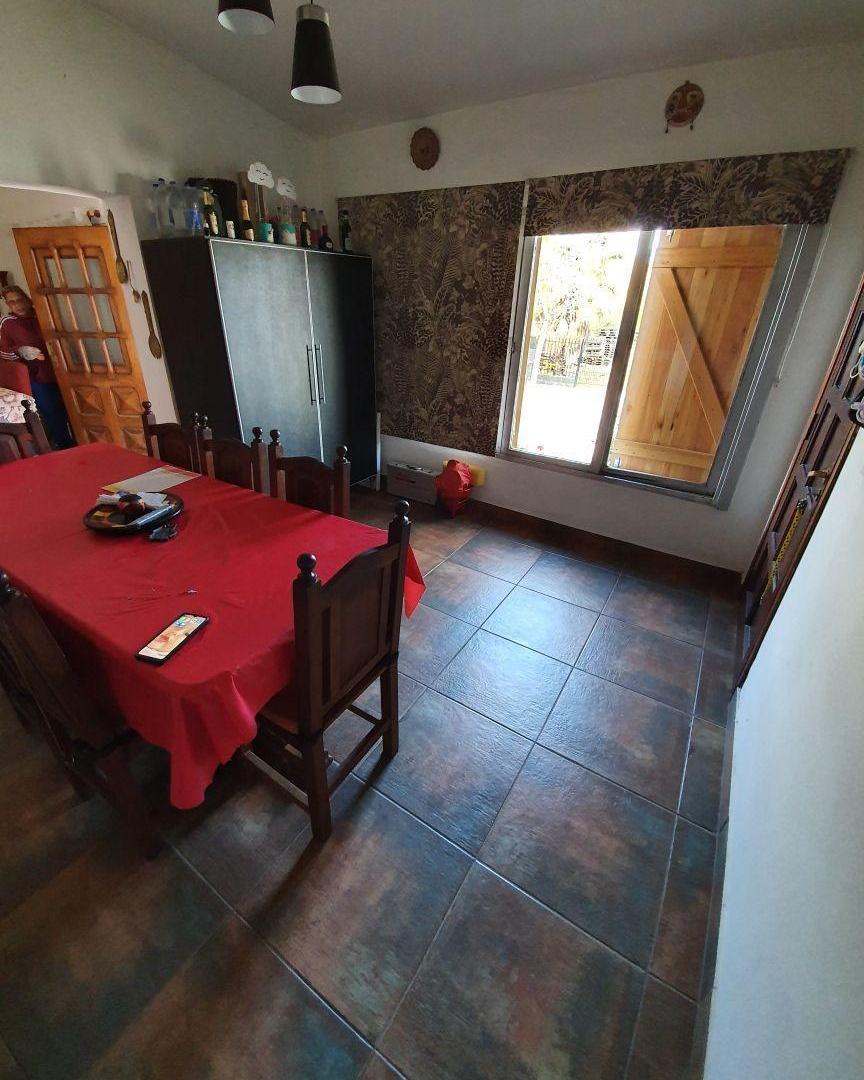 Foto de Venta Casa con Departamento Anexo De Dos Dormitorios Santa Rosa De, imagen 4