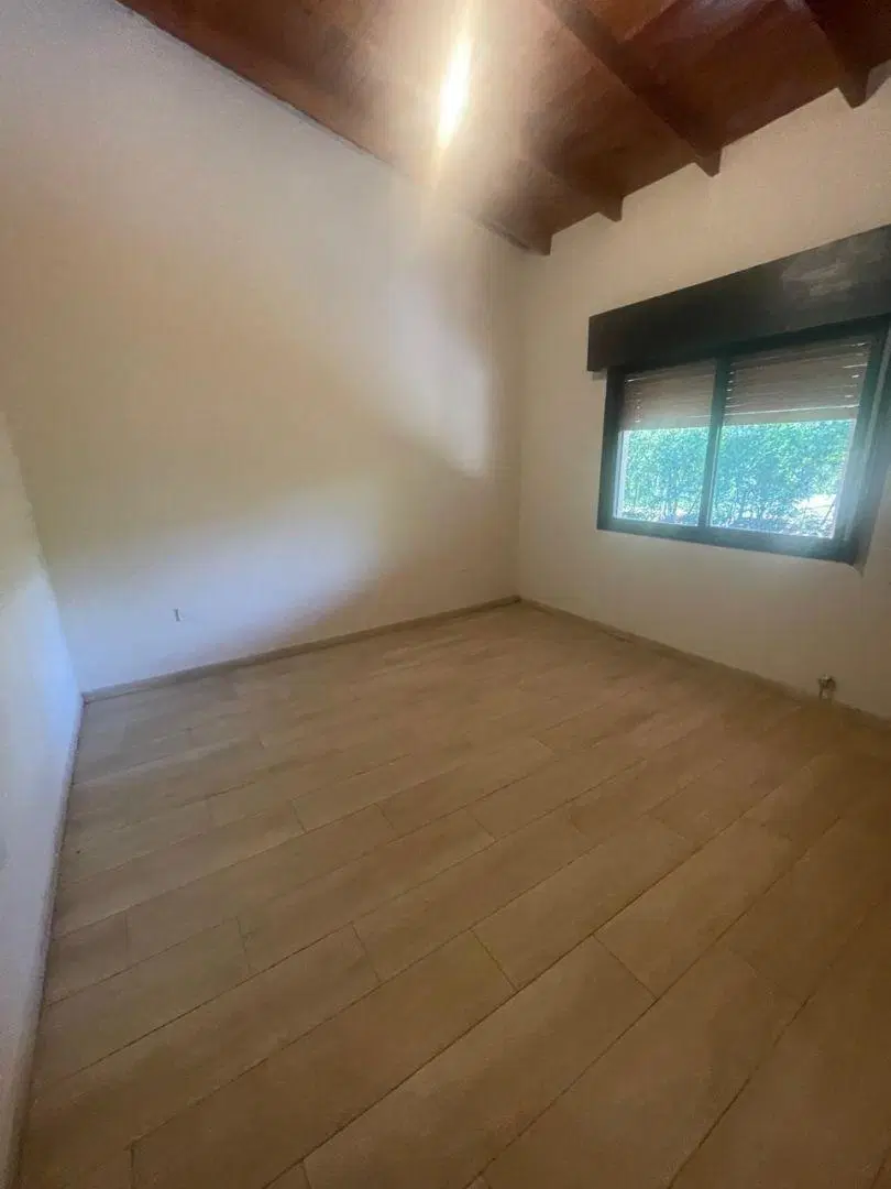 Casa Venta Villa generañ Belgrano B° Loreley 3 dormitorios 2 Baños Luz Agua Gas 8