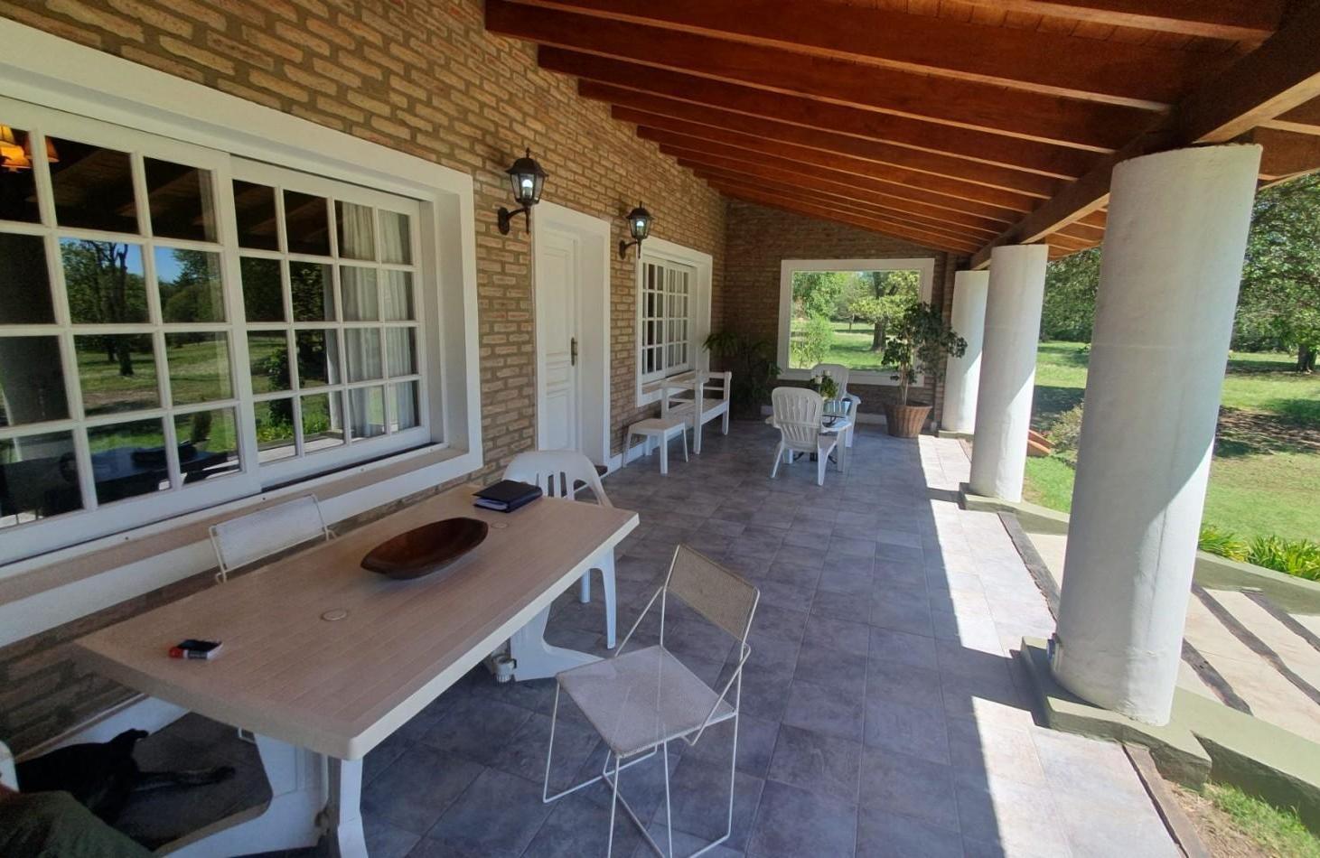 Foto de Casa en Venta con Gran Parque de 2 Hectareas Forestadas. Lugar Exclusivo, imagen 4