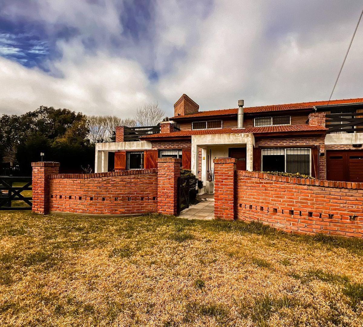 Venta Casa Barrio Los Acantilados Lote de 1518 m² 5