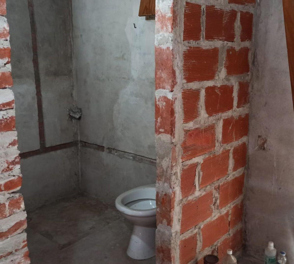Casa 3 Ambiente a Terminar en Playa Dorada 2