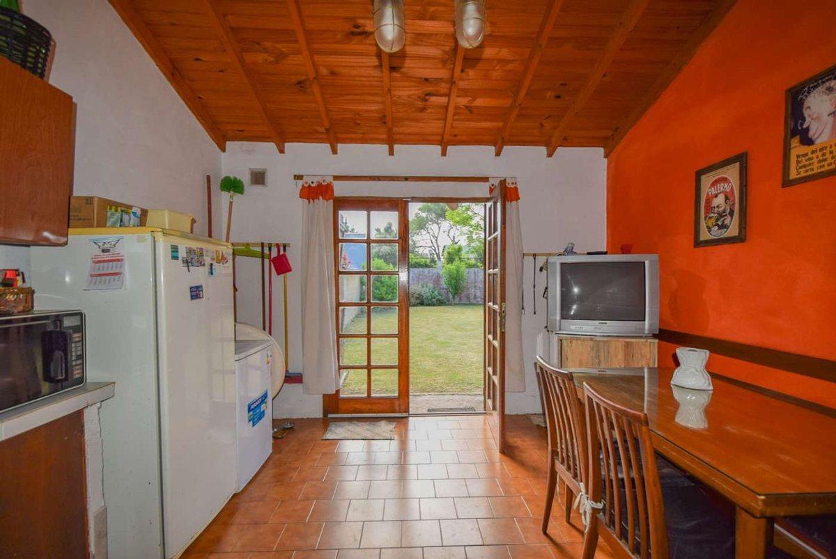 Venta Casa 4 Ambientes en Santa Clara del Mar 1