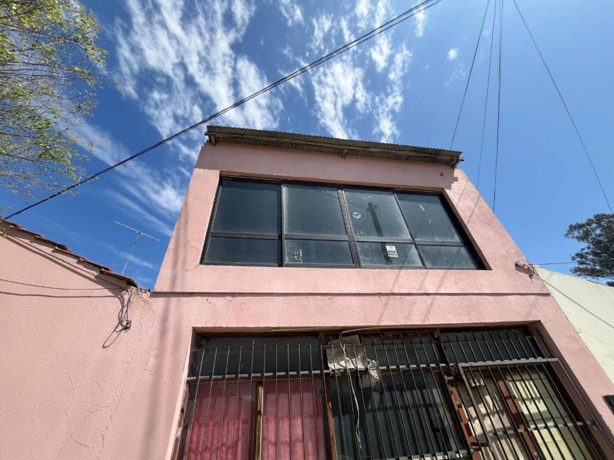 Venta Casa y Local Necochea 2