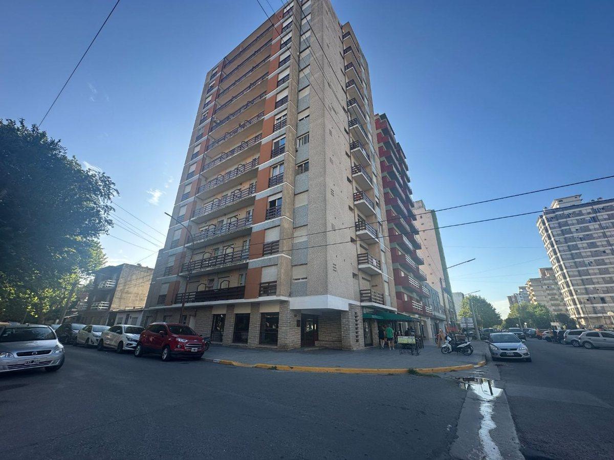Venta 2 Ambientes a m del Mar en Miramar 1