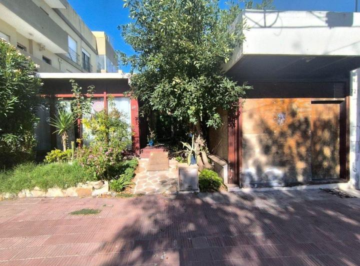 Venta Hotel y casa zona Playa Necochea 1