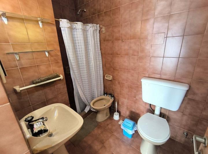 Venta Hotel y casa zona Playa Necochea 5