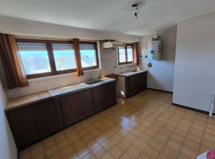 Venta en block Departamentos + Local Necochea 1