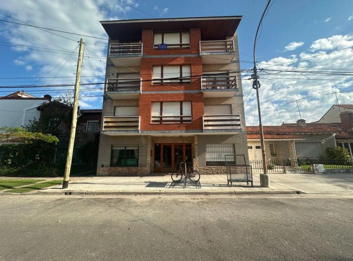 VENTA DE DEPARTAMENTO 2 AMBIENTES MIRAMAR 1