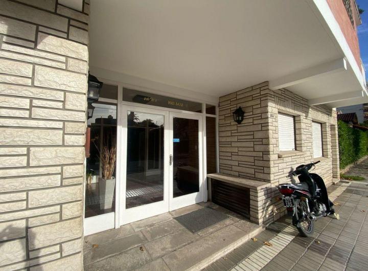 VENTA DEPARTAMENTO 2 AMBIENTES MIRAMAR 4