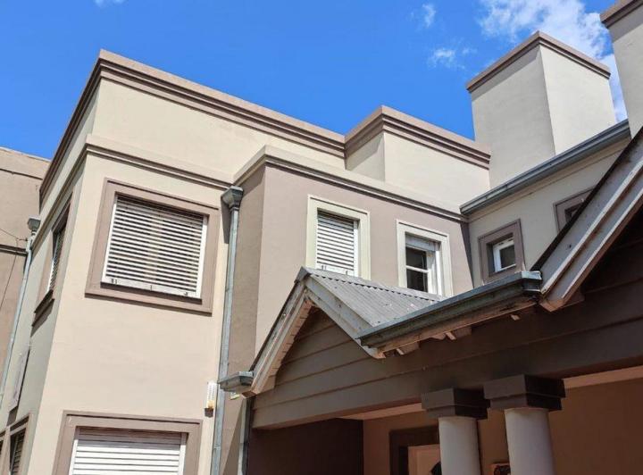 Venta Casa 5 ambientes zona Centro Necochea 3
