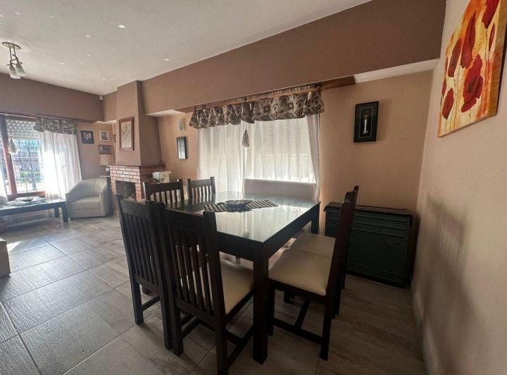 VENTA DE CASA 4 AMBIENTES PARQUE Y GRAN QUINCHO 4