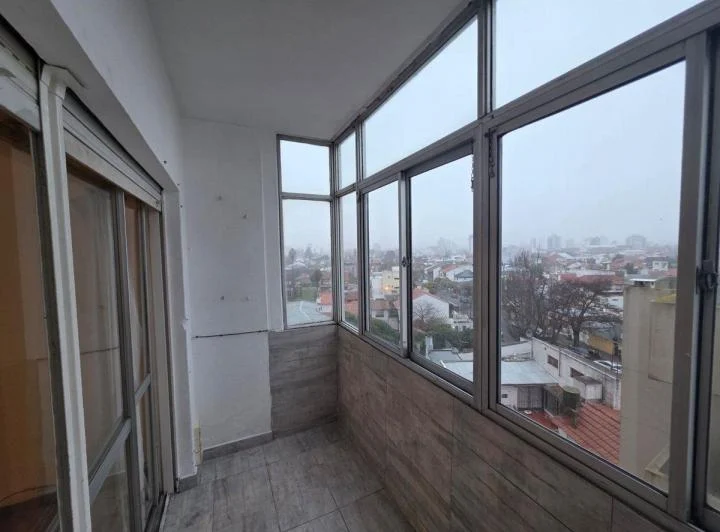 DEPARTAMENTO 3 AMBIENTES CON COCHERA Y BALCON 1