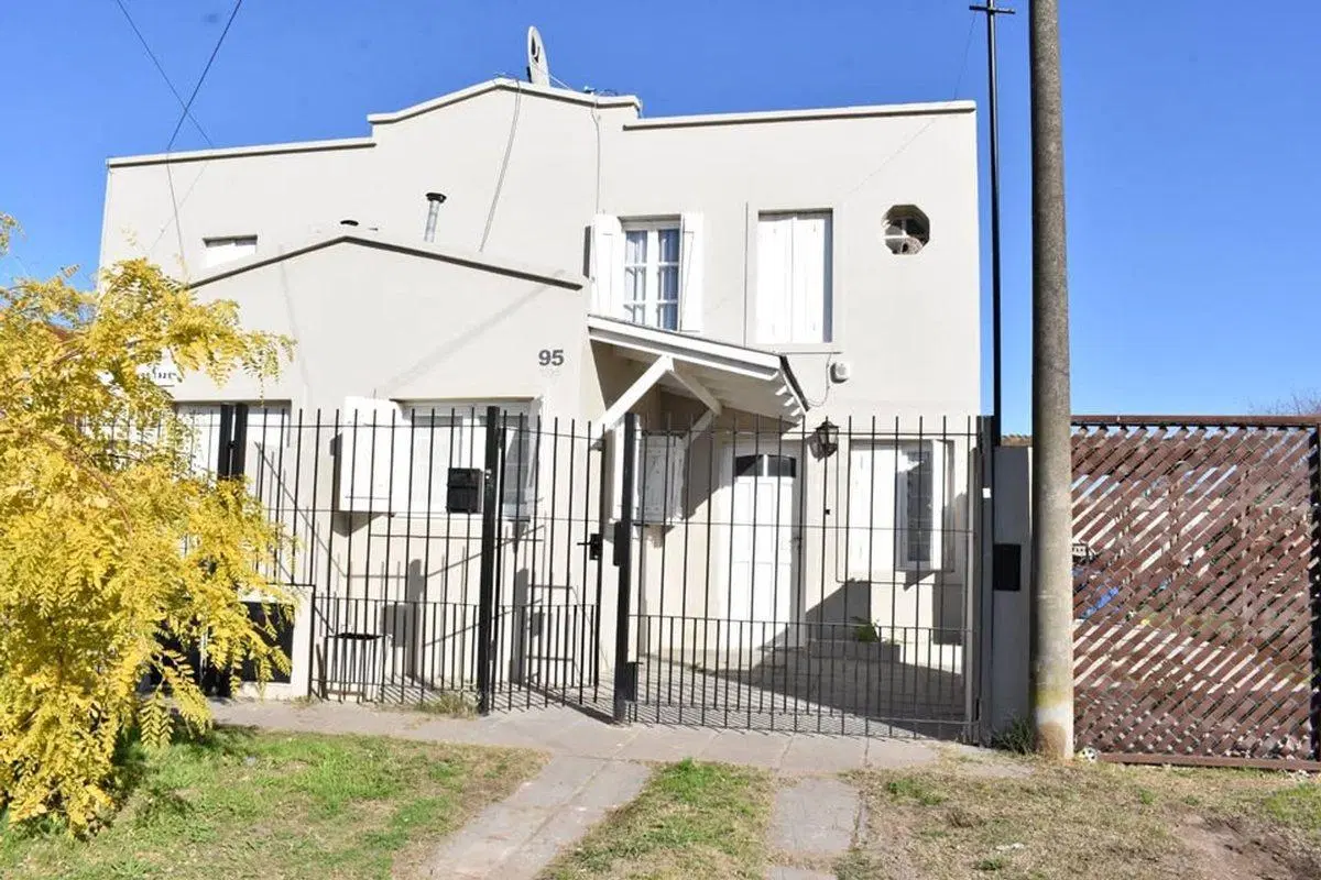 Duplex 5 Ambientes C/Garaje-Calle 95 entre 32 y 34 4