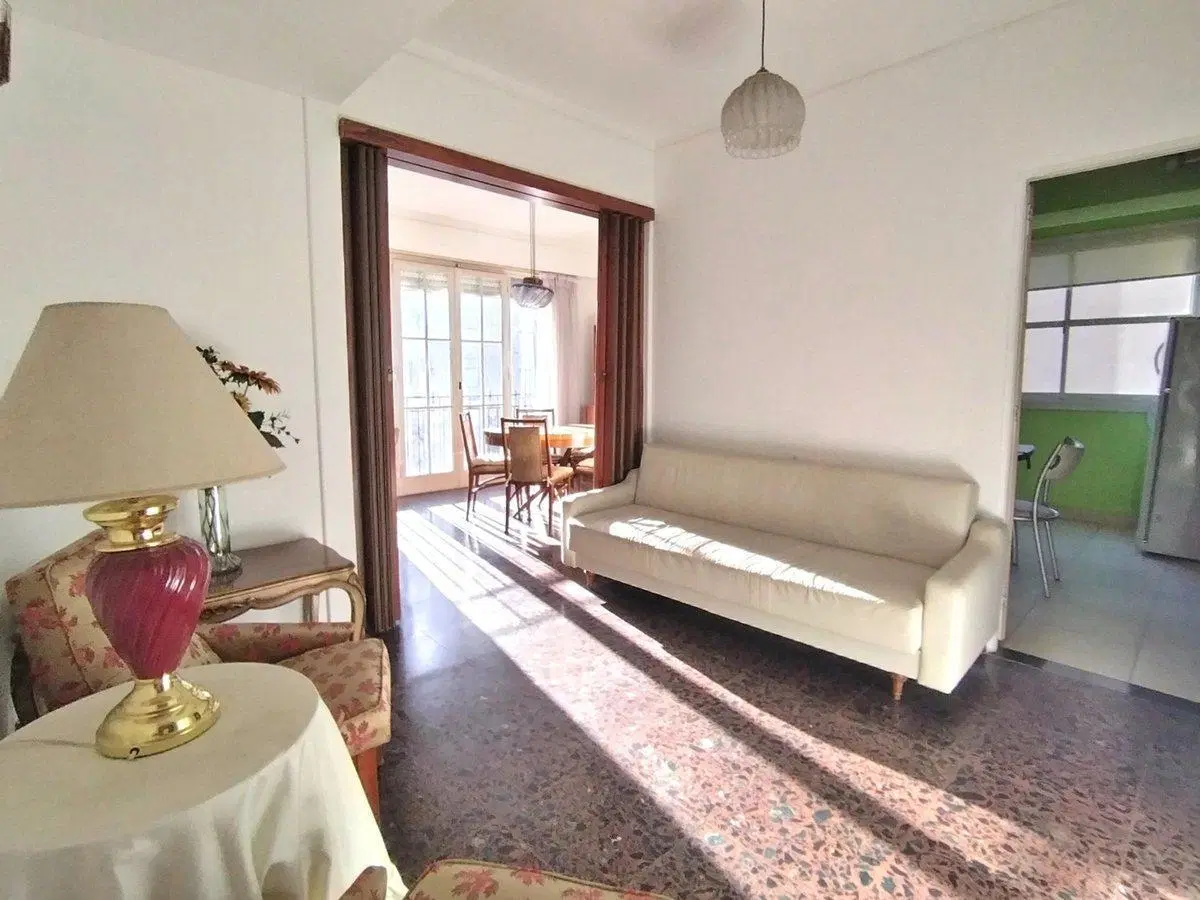 Venta departamento 3 amb balcón APTO CREDITO Colón 4