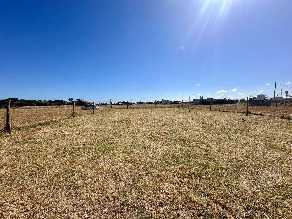 Lote en El Marquesado Cercado listo paraconstruir 2