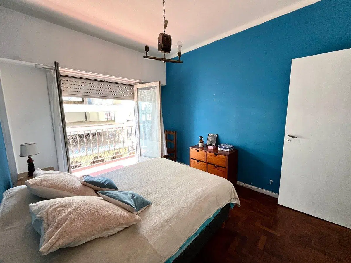 DPTO 3 AMB EN VENTA EN CENTRO AL FRENTE CON BALCON 4