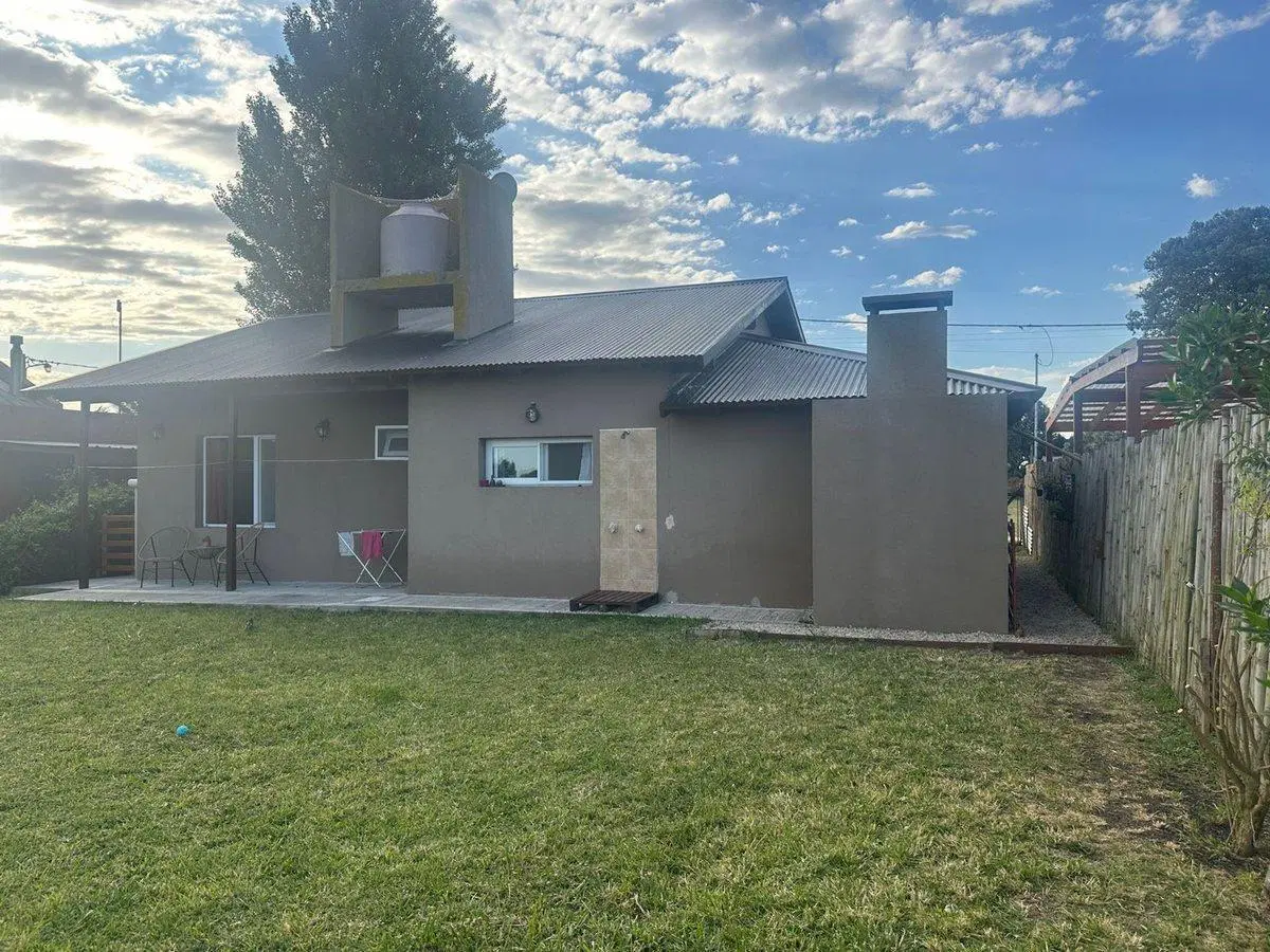 VENTA CASA 3 AMBIENTES LAS LOMAS MIRAMAR 2