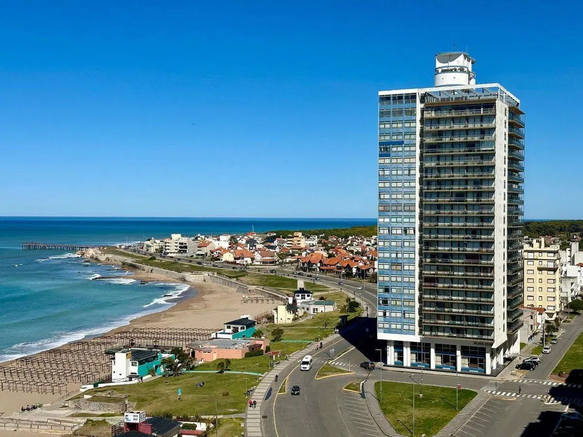 VENTA DEPARTAMENTO UN AMBIENTE RECICLADO MIRAMAR 5