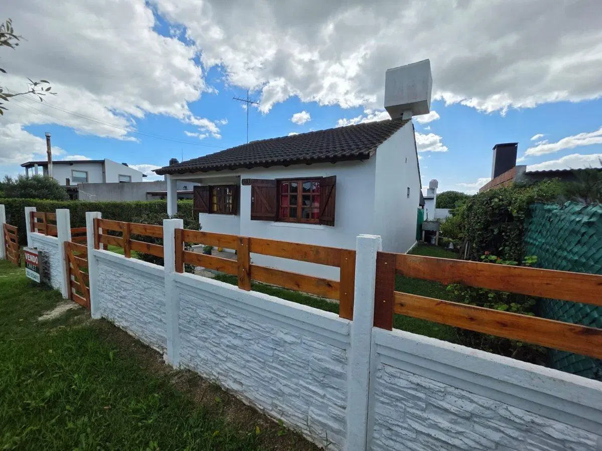 Casa en PH con cochera en FRENTE MAR 5