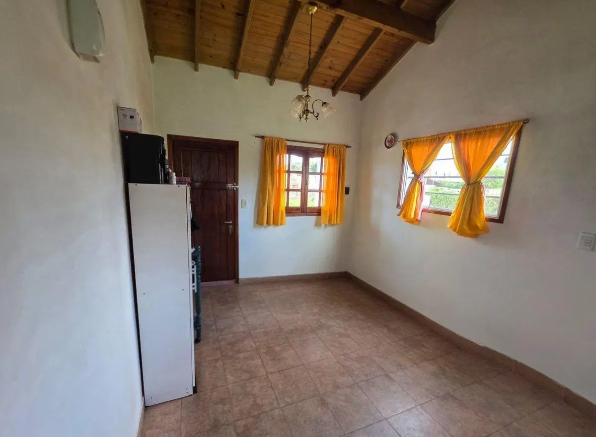 Casa en PH con cochera en FRENTE MAR 4