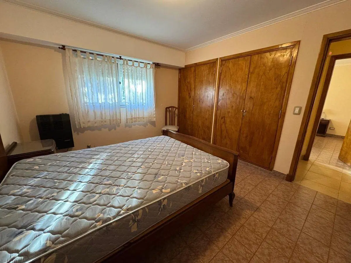 VENTA CASA 3 AMBIENTES LAS LOMAS + TERRENO 400 M 3