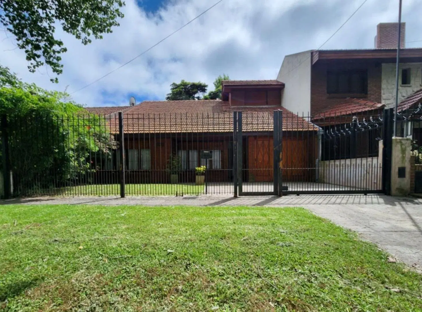 ALQUILER CASA PARQUE LURO con AMPLIO JARDIN 5