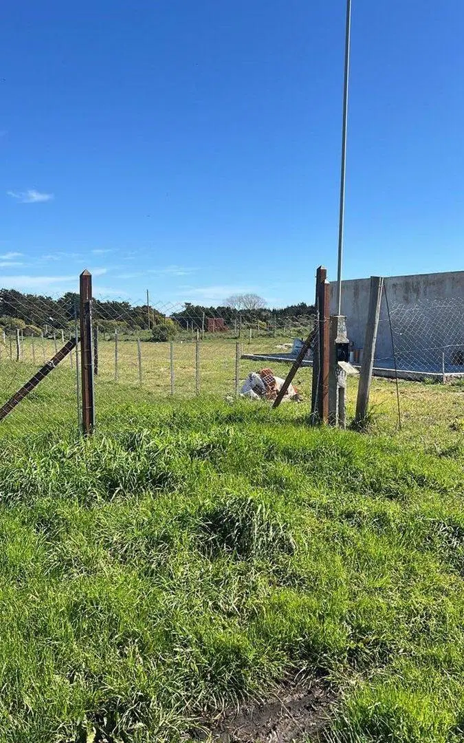 VENTA LOTE ACANTILADOS 15 X 40 Calle 513 y 14 4