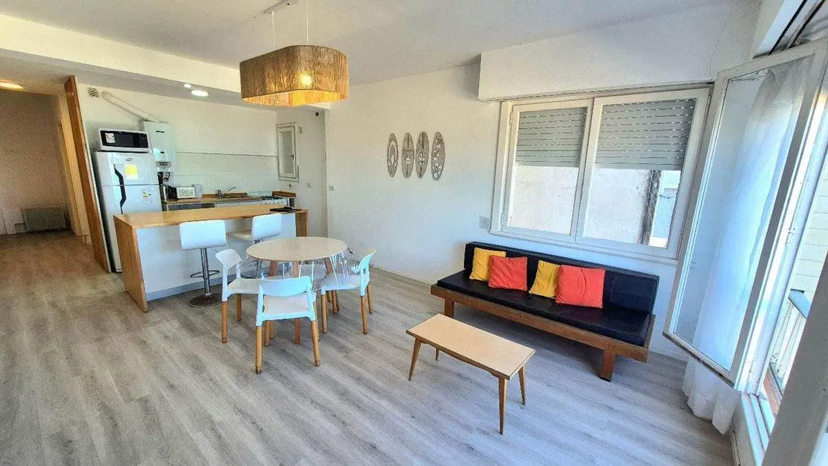 VENTA DEPTO 2 AMB FRENTE AL MAR - MIRAMAR 4