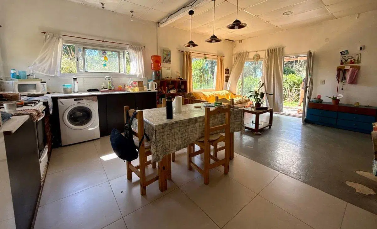 VENTA CASA CON GRAN PARQUE CAMET NORTE 2