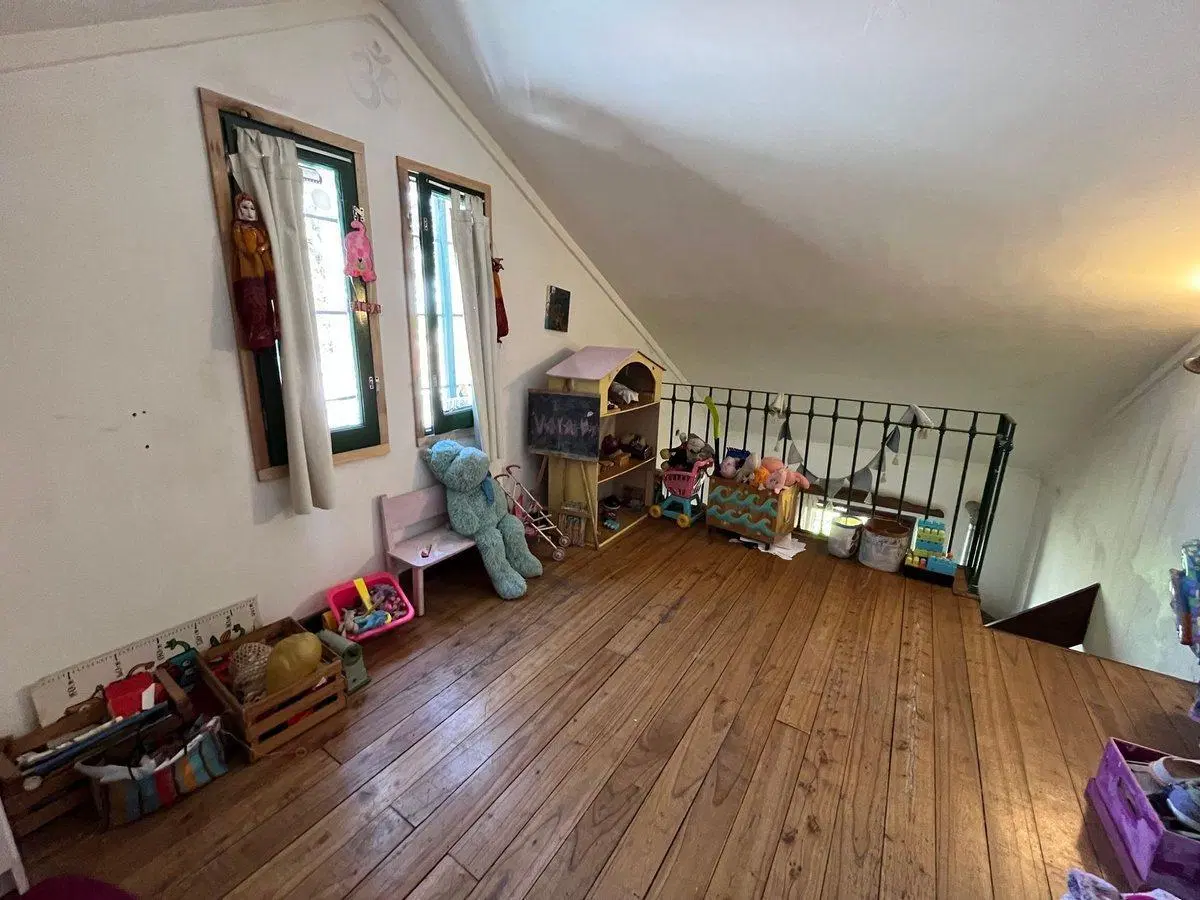 CASA 3 AMB EN VENTA EN MOGOTES CON PARQUE 3