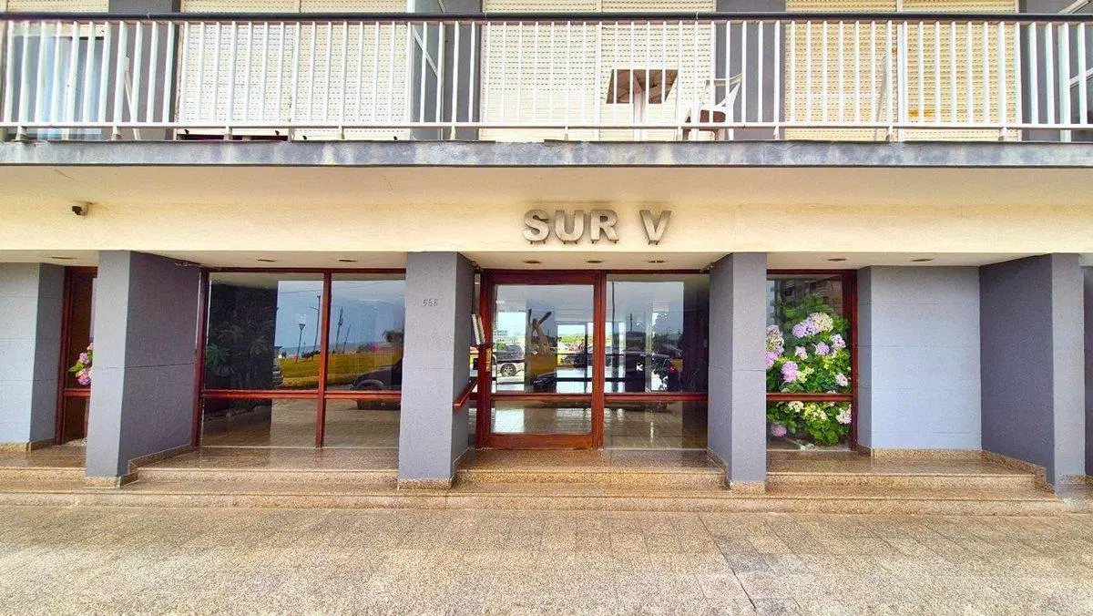 VENTA DEPTO 3 AMB VISTA AL MAR C/COCHERA - MIRAMAR 4
