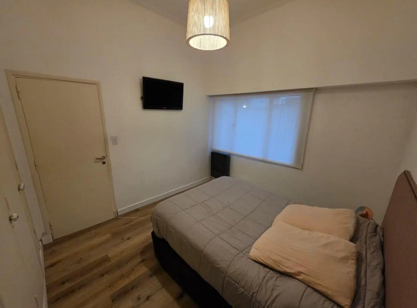 Venta Depto 3 Amb Reciclado con Patio en Chauvin 3