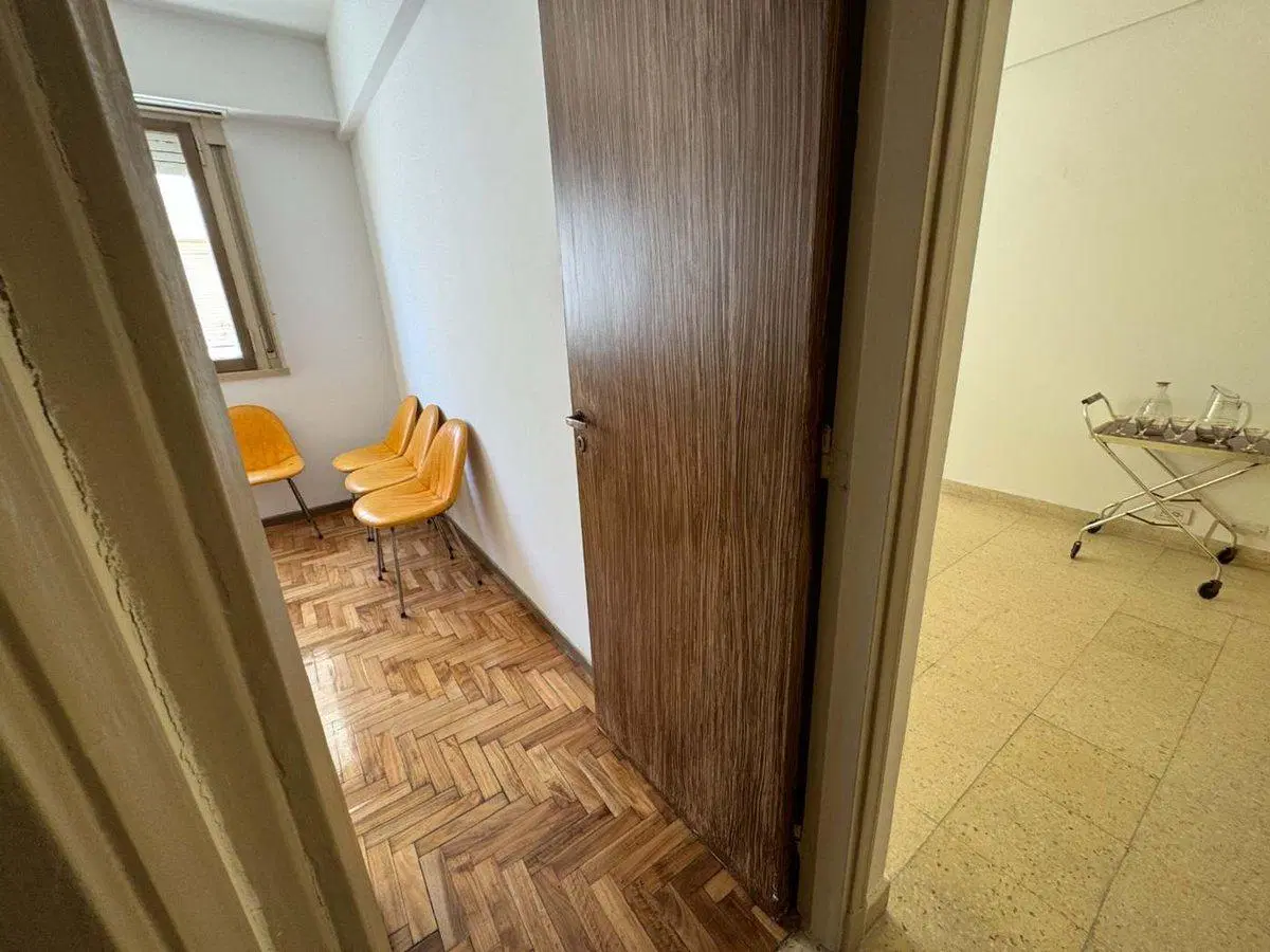 2 Ambientes Impecable en el Centro¡Entrar y Vivir! 5